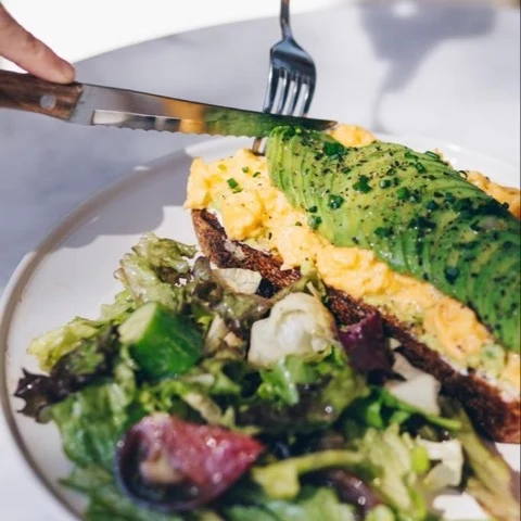 Avokado Tartine